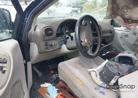 2006 Chrysler Town & Country Lx из США, поврежденный, VIN 1A4GP44R36B568700